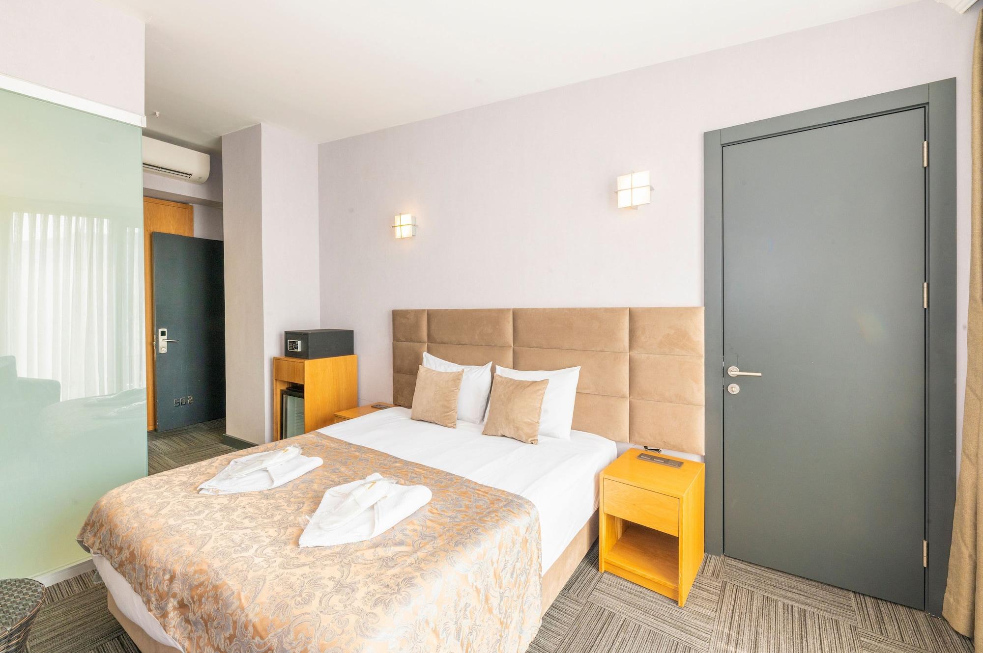 Taksim Hotel V Plus Стамбул Екстер'єр фото